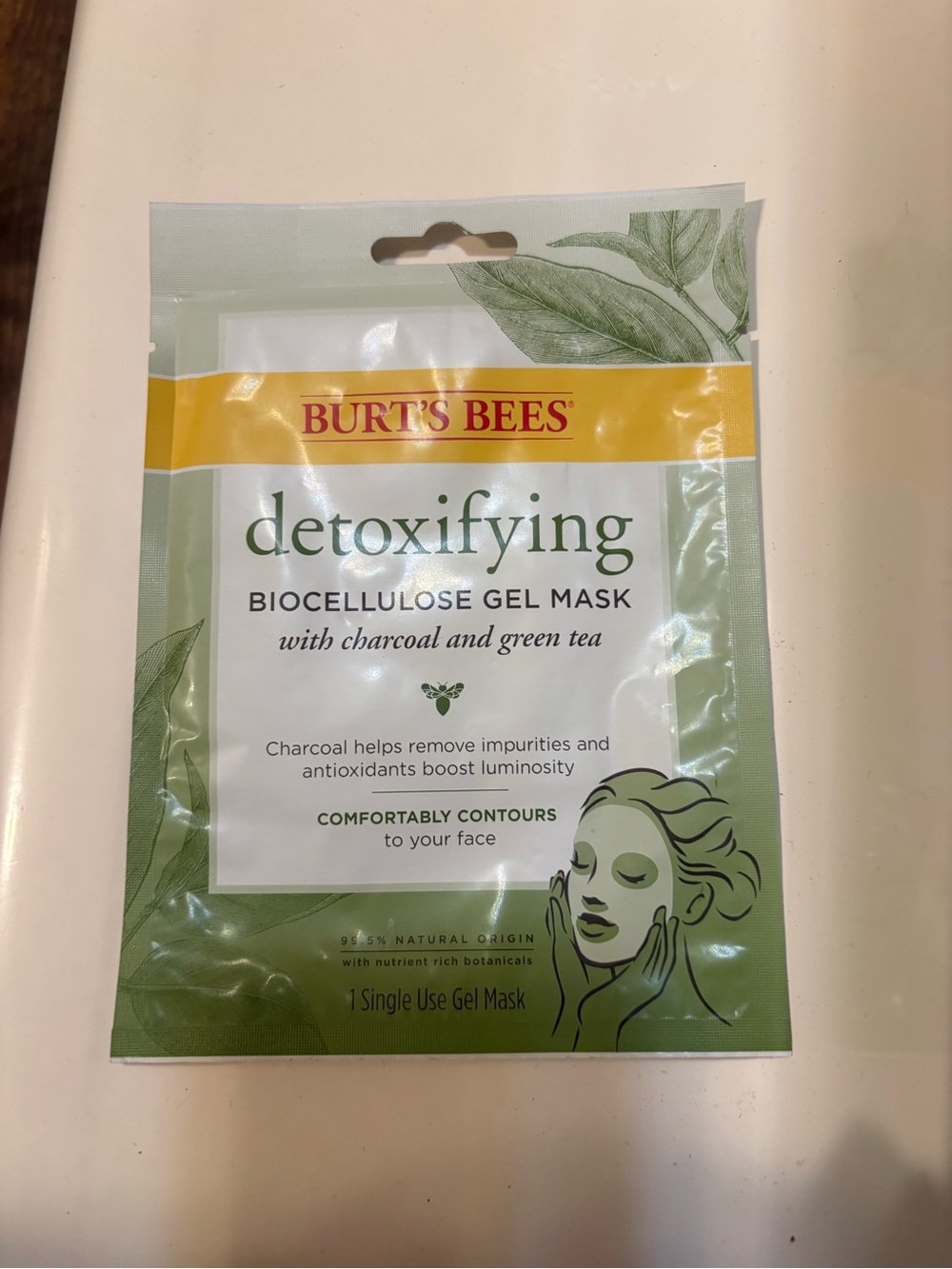 Burt's Bees Detoxifying Gel Mask – Charcoal and Green Tea
